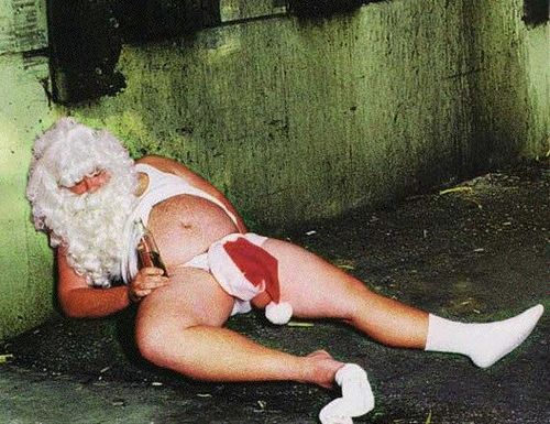 Santas took over the whole world (57 photos)