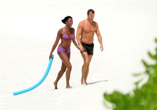Naomi Campbell got some weight (7 photos)