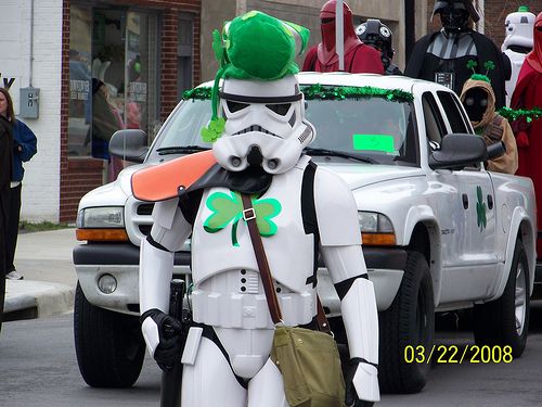 Stormtroopers in everyday life (23 photos)