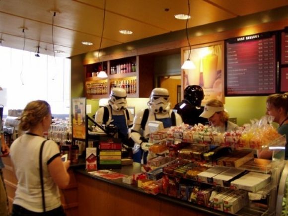 Stormtroopers in everyday life (23 photos)