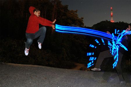 Beautiful Light Graffiti (21 photos)