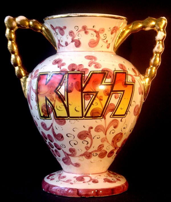 Unusual vases (9 photos)