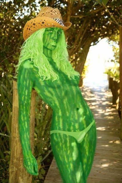 Celebrities, vegetables and photoshop (23 photos)