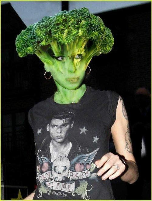 Celebrities, vegetables and photoshop (23 photos)