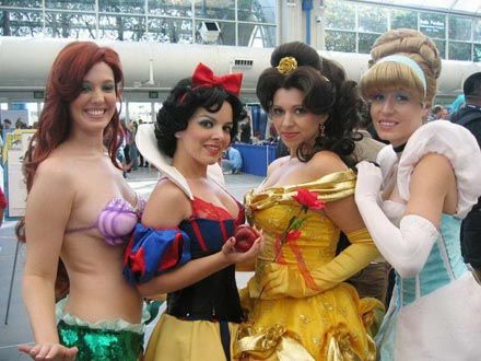 The cosplay girls (23 photos)