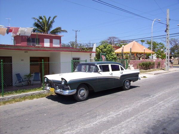 On Cuba’s roads… (37 photos)