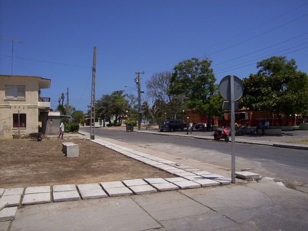 On Cuba’s roads… (37 photos)