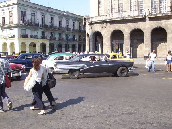 On Cuba’s roads… (37 photos)