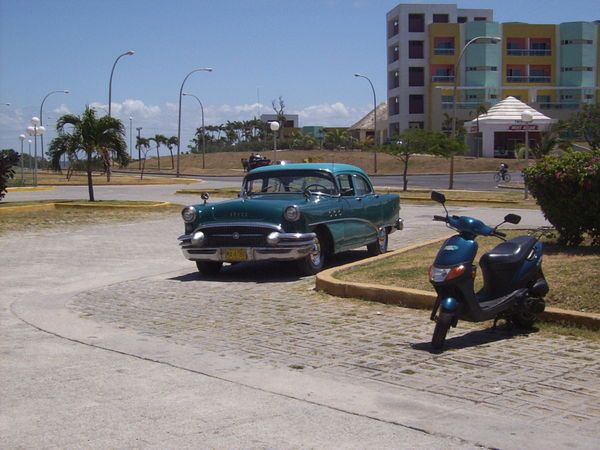 On Cuba’s roads… (37 photos)