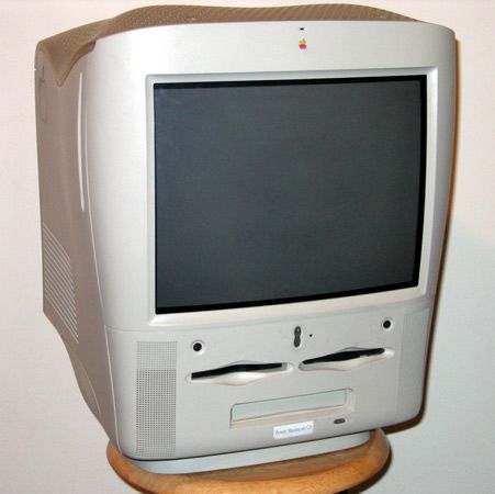 25 years of Apple evolution in pictures (97 photos)