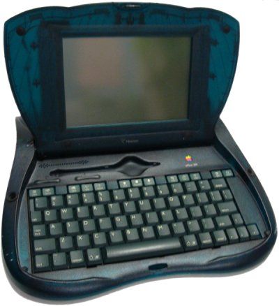 25 years of Apple evolution in pictures (97 photos)