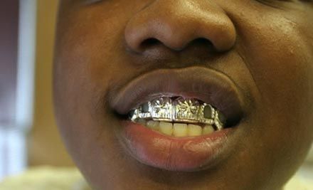How to make oneself ugly (6 photos)