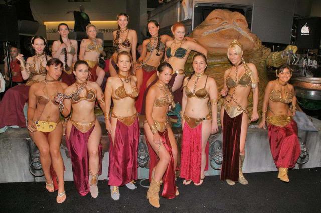 Cosplay girls (35 photos)