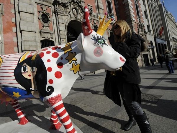 Cow Parade in Madrid (22 photos)