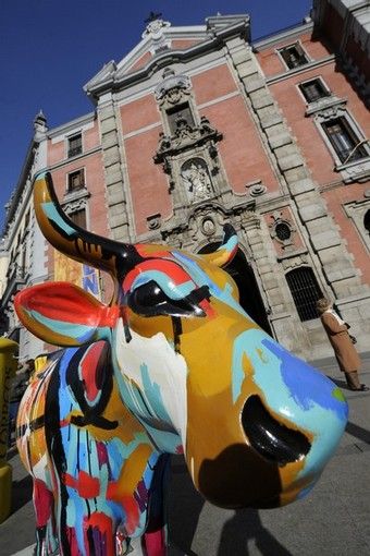 Cow Parade in Madrid (22 photos)