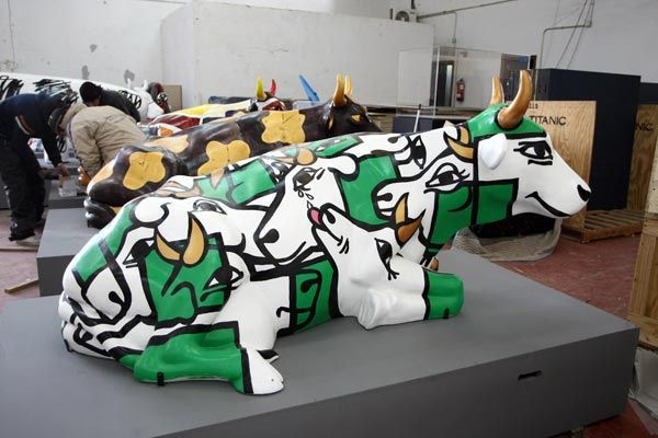 Cow Parade in Madrid (22 photos)