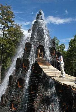 The oddest hotels in the world (15 photos)