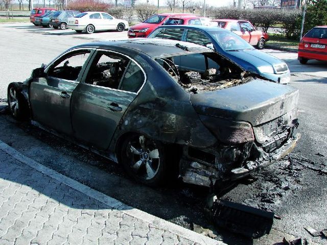 Horrible! Burned cars (9 photos)
