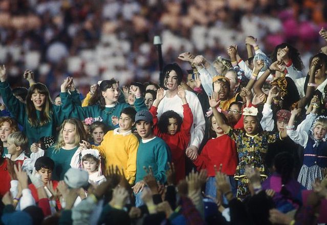 Super Bowl Entertainment (17 photos)