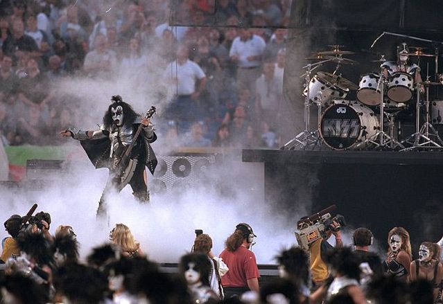 Super Bowl Entertainment (17 photos)