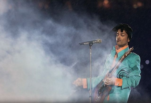 Super Bowl Entertainment (17 photos)