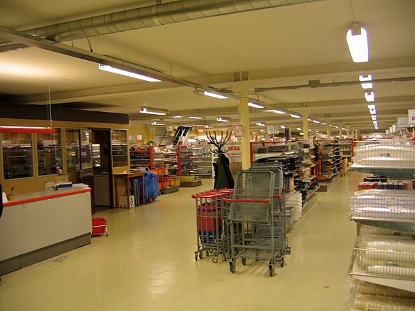 Underground Swedish base (17 photos)