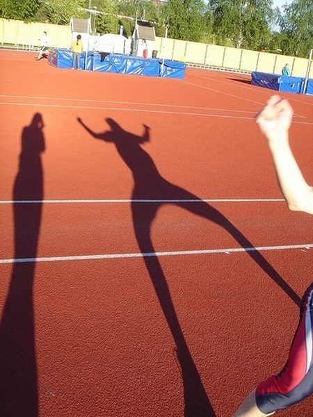 Shadow pictures (21 photos)