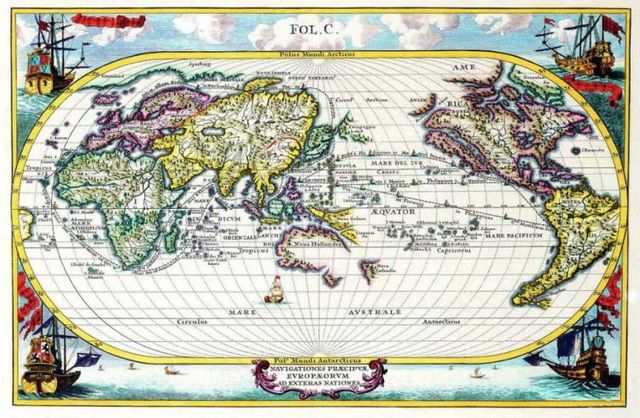 Antique maps of the world (22 photos)