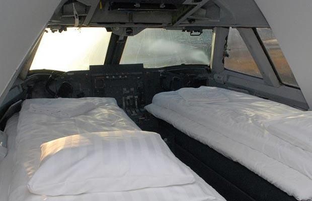 Plane converted into a hostel in Stockholm (14 photos)