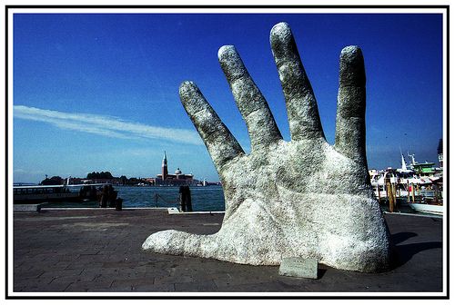 Fingers and hands (27 photos)
