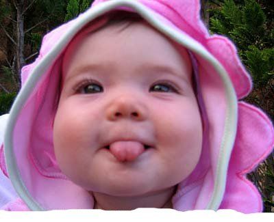 Show your tongue. Excellent photo series (40 photos)