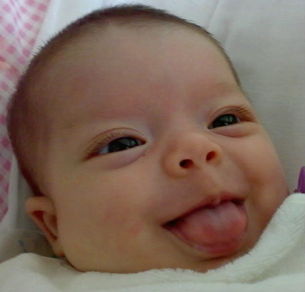 Show your tongue. Excellent photo series (40 photos)