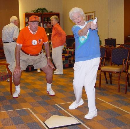 The funniest pictures of old people playing Wii (10 photos)