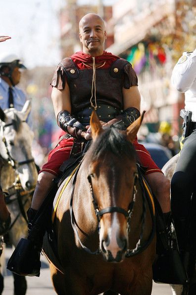 Celebrities at the Carnivals (Rio, New Orleans) (41 photos)