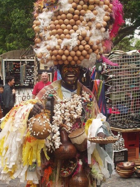 Gregory - The Egg Man (6 photos)