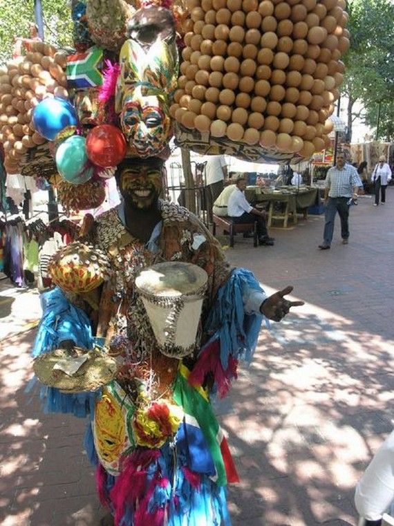 Gregory - The Egg Man (6 photos)