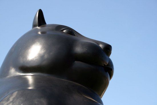 Cats monuments (41 photos)