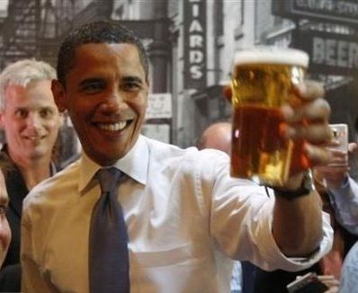 9 pictures of Barack Obama drinking and smoking (9 photos)