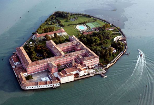 Venise from above (7 photos)