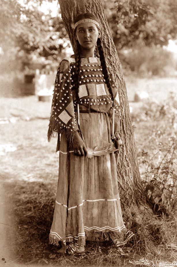 Pictures of native Americans (11 photos)