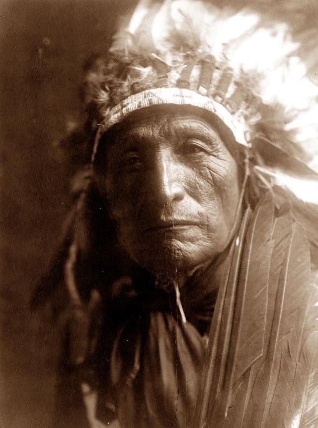 Pictures of native Americans (11 photos)