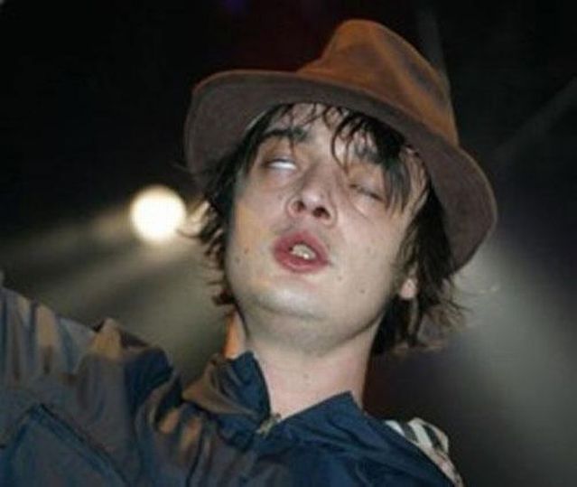 Celebrities arrested for drugs (14 photos)
