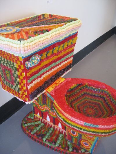 The most unusual toilets (14 photos)