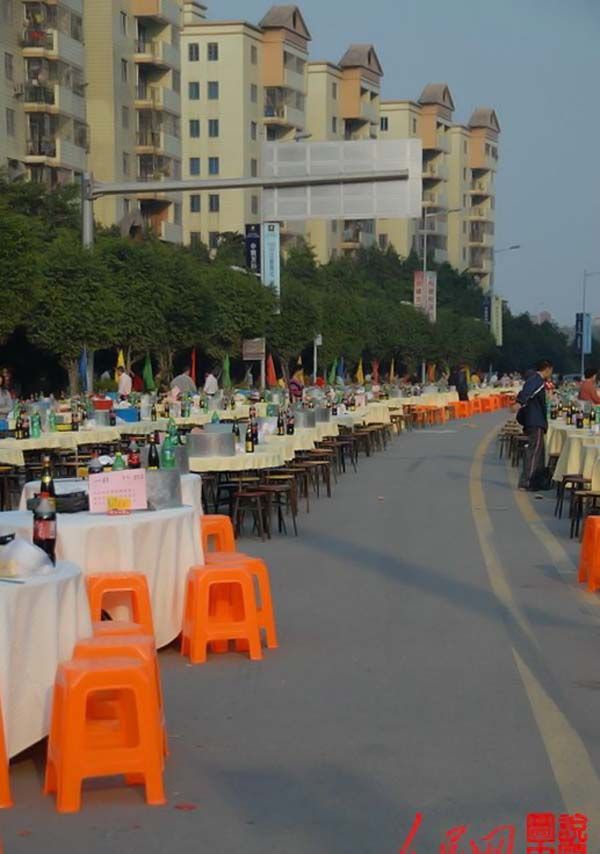 Celebration in China. Not bad, nothing to say…)) (22 photos)