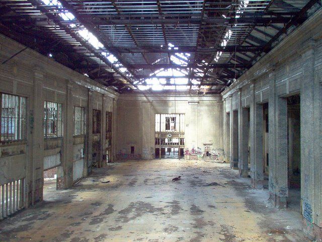 Abandoned Michigan Central Station (15 photos)