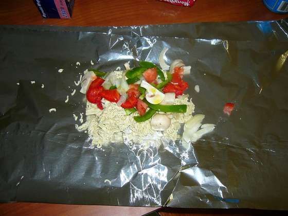 How to prepare food in a car (12 photos)