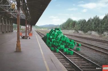 Creative Lego advertisements (40 photos)