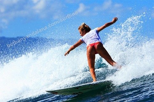 One of the most beautiful surfers in the world - Alana Blanchard (12 photos)