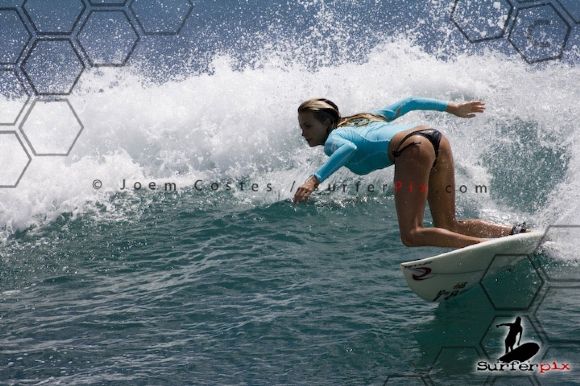 One of the most beautiful surfers in the world - Alana Blanchard (12 photos)