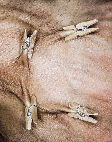 Latin alphabet with clothespins (26 photos)